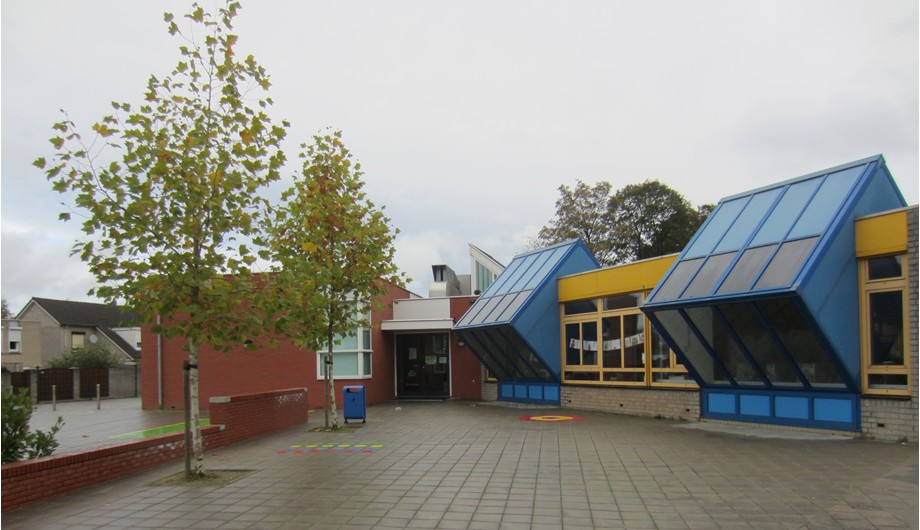 Schoolfoto van Rooms Katholieke Basisschool De Blokkenberg