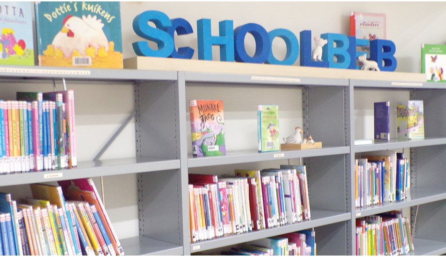 In onze schoolbieb is een breed scala aan boeken te vinden!