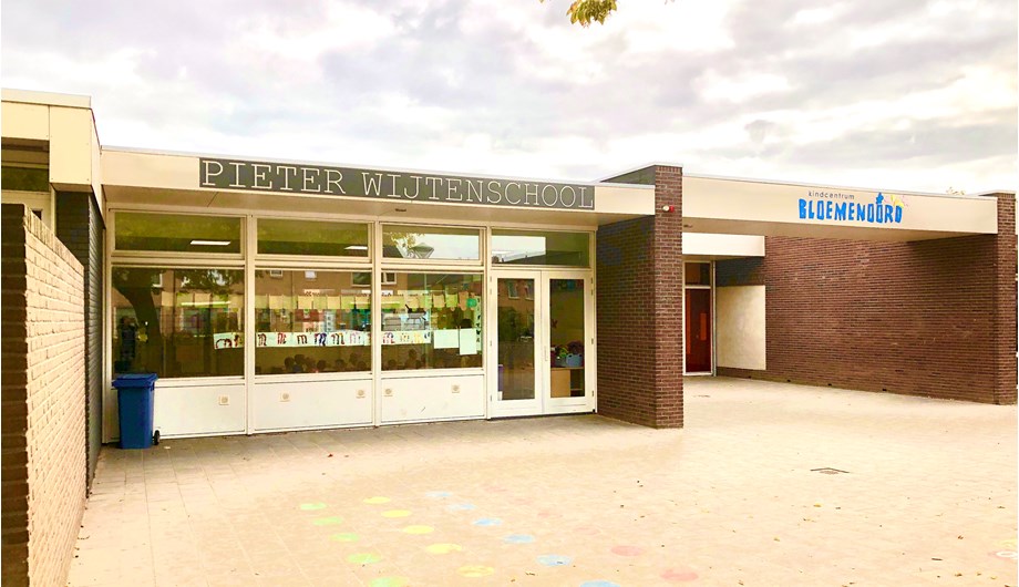 Basisschool Pieter Wijten is gevestigd in kindcentrum Bloemenoord.