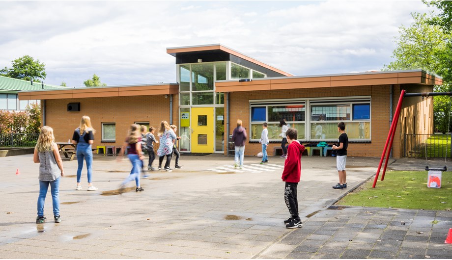 Schoolfoto van Basisschool de Regenboog