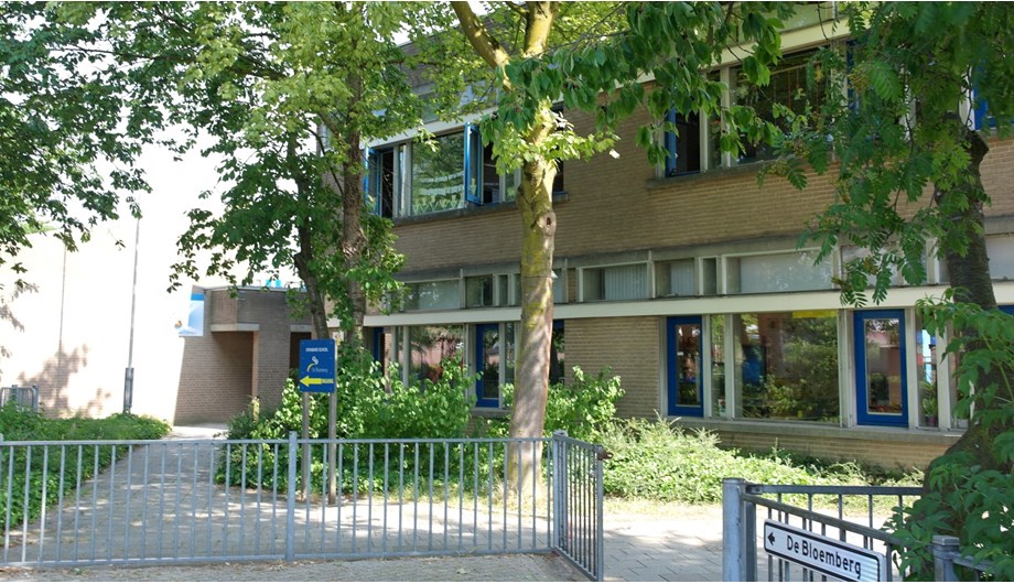 Schoolfoto van Openbare brede basisschool de Bloemberg