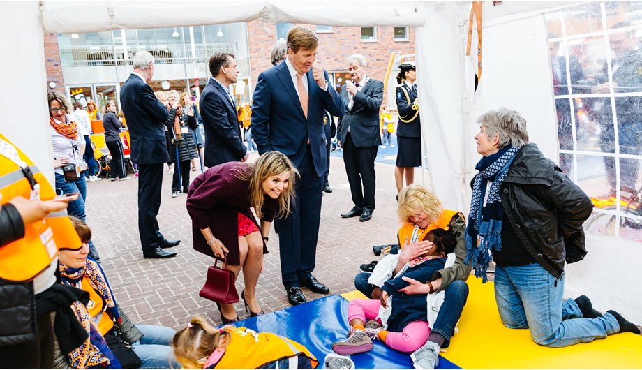 Koning Willem Alexander en koningin Maxima openen de koningsspelen op Drostenburg in 2016. 