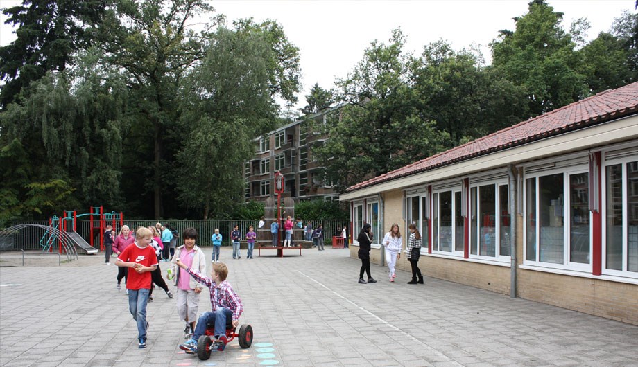 Schoolfoto van School voor speciaal basisonderwijs Ariënsschool