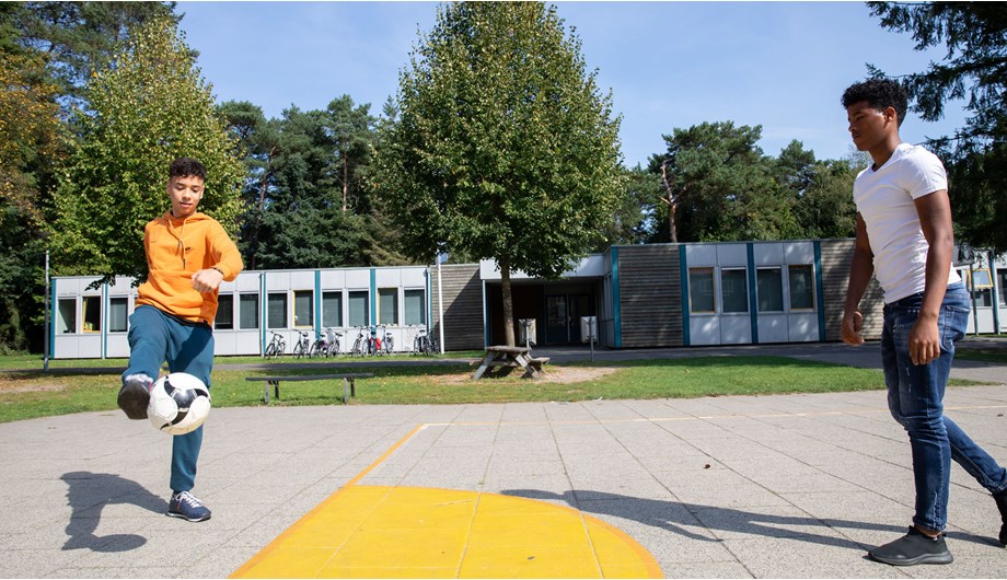 Schoolfoto van 2College EOA Oisterwijk