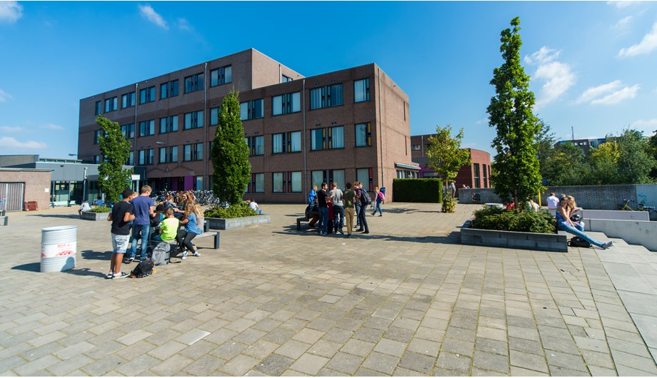 Schoolfoto van Mondial College locatie Leuvensbroek