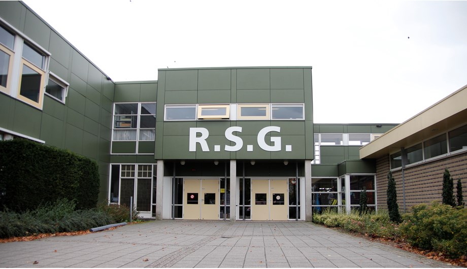 Schoolfoto van RSG Tromp Meesters locatie Lijsterbesstraat