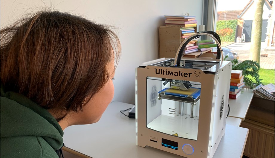 We laten leerlingen kennismaken met moderne technieken zoals de 3D printer