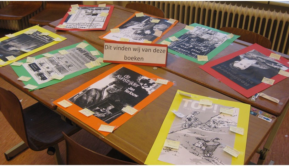Wij werken samen met Bibliotheek Rijnstreek en Venen, zodat de kinderen eenvoudig boeken kunnen lenen voor thuis en op school.