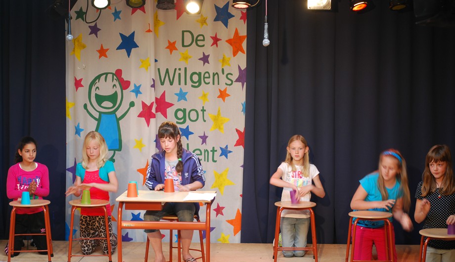 Schoolfoto van Basisschool De Wilgen
