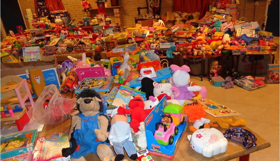 Elk jaar zetten de kinderen van De Schelp zich in voor meerdere goede doelen, waaronder de speelgoedbank. 