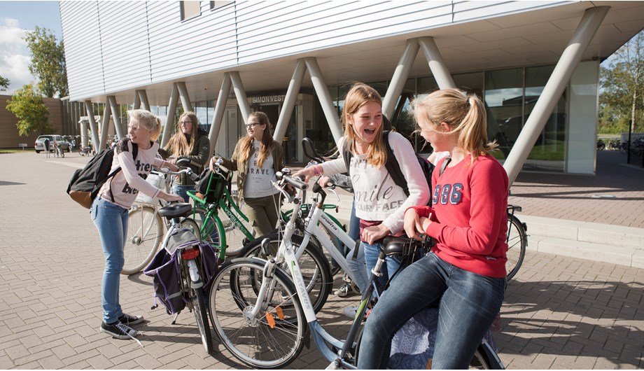 Schoolfoto van Simon Vestdijk regionale scholengemeenschap