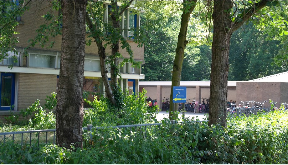 Schoolfoto van Openbare brede basisschool de Bloemberg