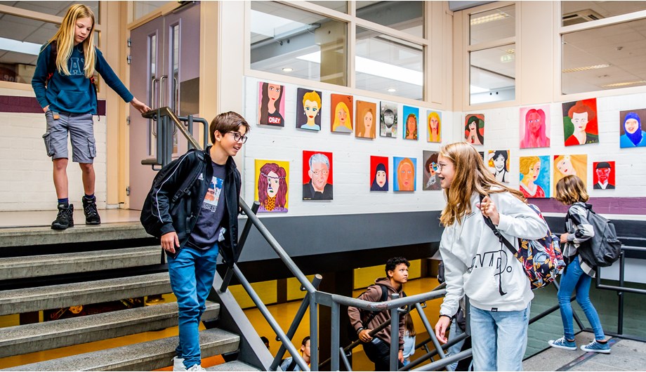 Schoolfoto van Anna van Rijn College - havo/vwo