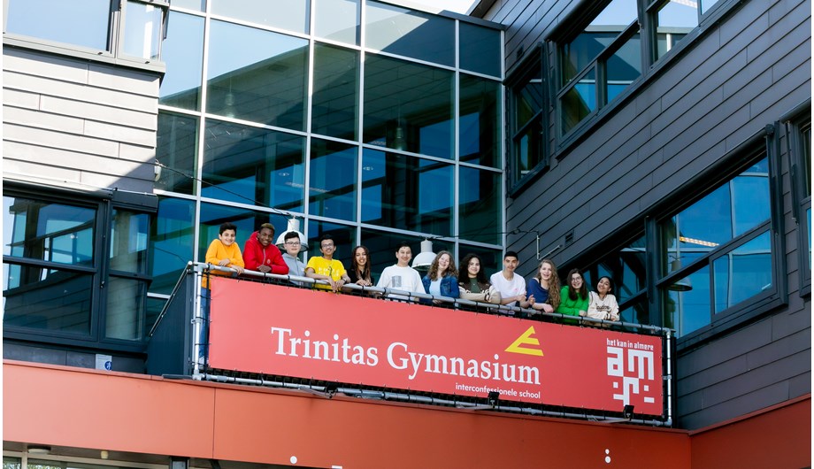 Schoolfoto van Trinitas Gymnasium