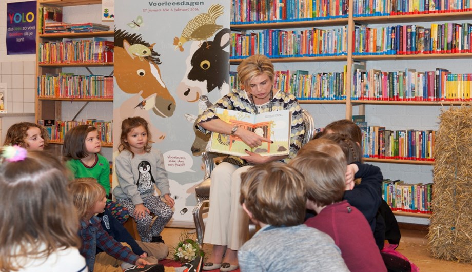 Tijdens de nationale voorleesdagen heeft Prinses Laurentien voorgelezen en de pluimuitreiking door stichting lezen.