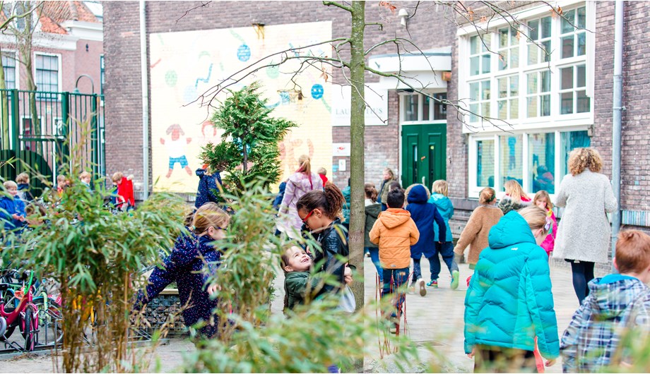 Schoolfoto van Rooms Katholieke Basisschool de Oostpoort