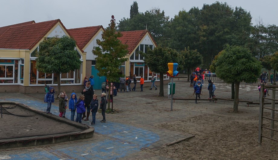 Schoolfoto van Koningin Beatrix Basisschool