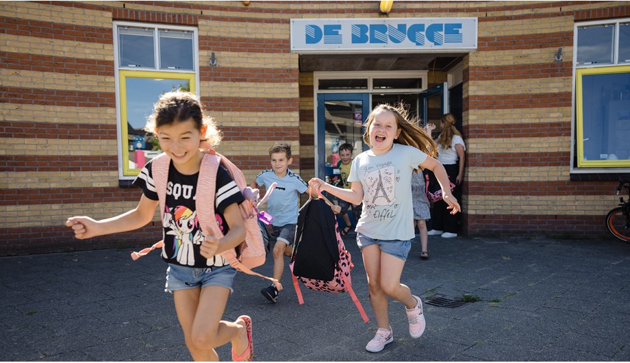 Schoolfoto van Protestants Christelijke Basisschool de Brugge